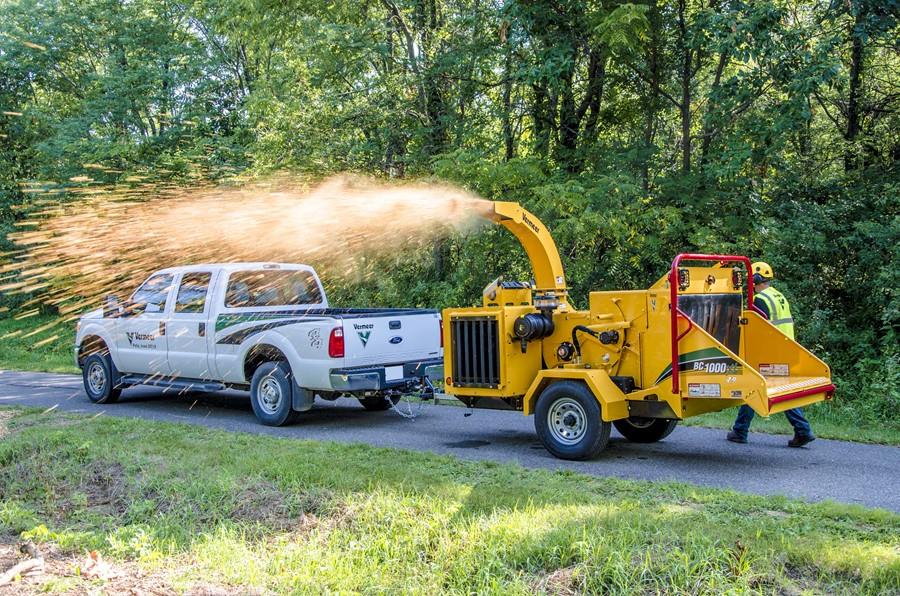Where to find CHIPPER BRUSH 12 X 14 BC1000 TOWABLE in Wichita